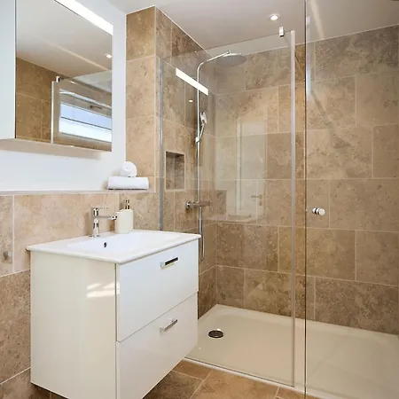 Carla Apartamento